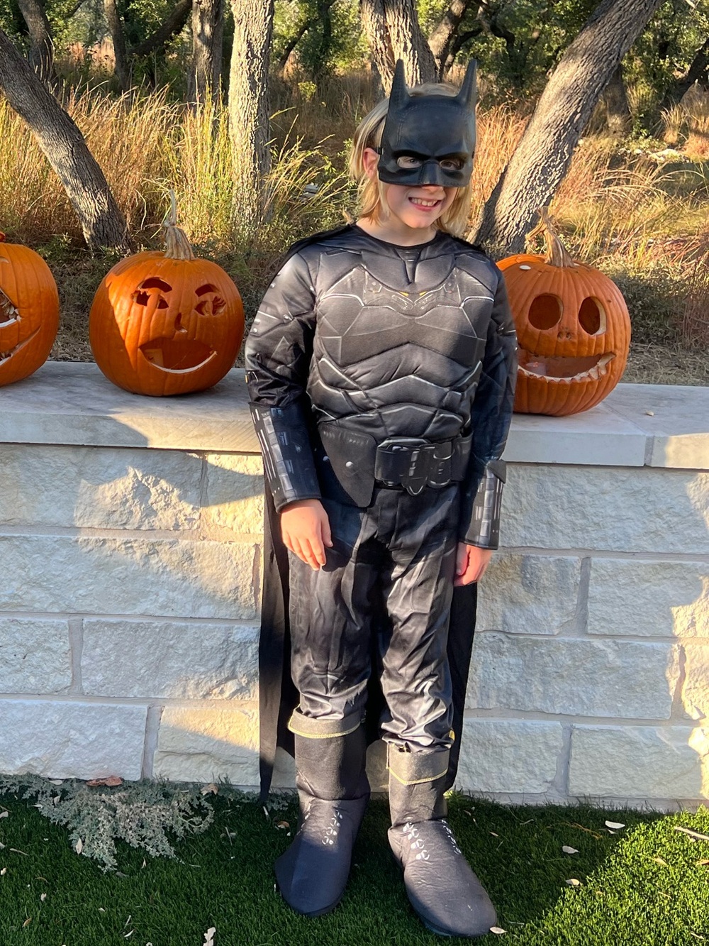 Rubies The Batman Superhero Costume, Kids Medium